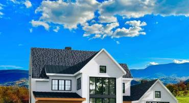 63 BUCK MOUNTAIN RD, BENTONVILLE, Virginia 22610, 4 Bedrooms Bedrooms, ,3 BathroomsBathrooms,Residential,For sale,63 BUCK MOUNTAIN RD,VAWR2011282 MLS # VAWR2011282