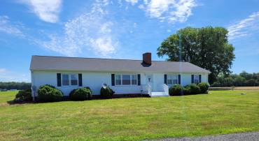 716 BELMONT CREEK RD, LANCASTER, Virginia 22503, 3 Bedrooms Bedrooms, ,2 BathroomsBathrooms,Residential,For sale,716 BELMONT CREEK RD,VALV2000824 MLS # VALV2000824