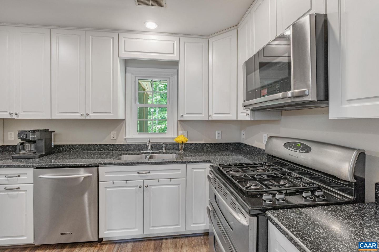 440 WYNRIDGE DR, CHARLOTTESVILLE, Virginia 22901, 3 Bedrooms Bedrooms, ,2 BathroomsBathrooms,Residential,For sale,440 WYNRIDGE DR,664842 MLS # 664842