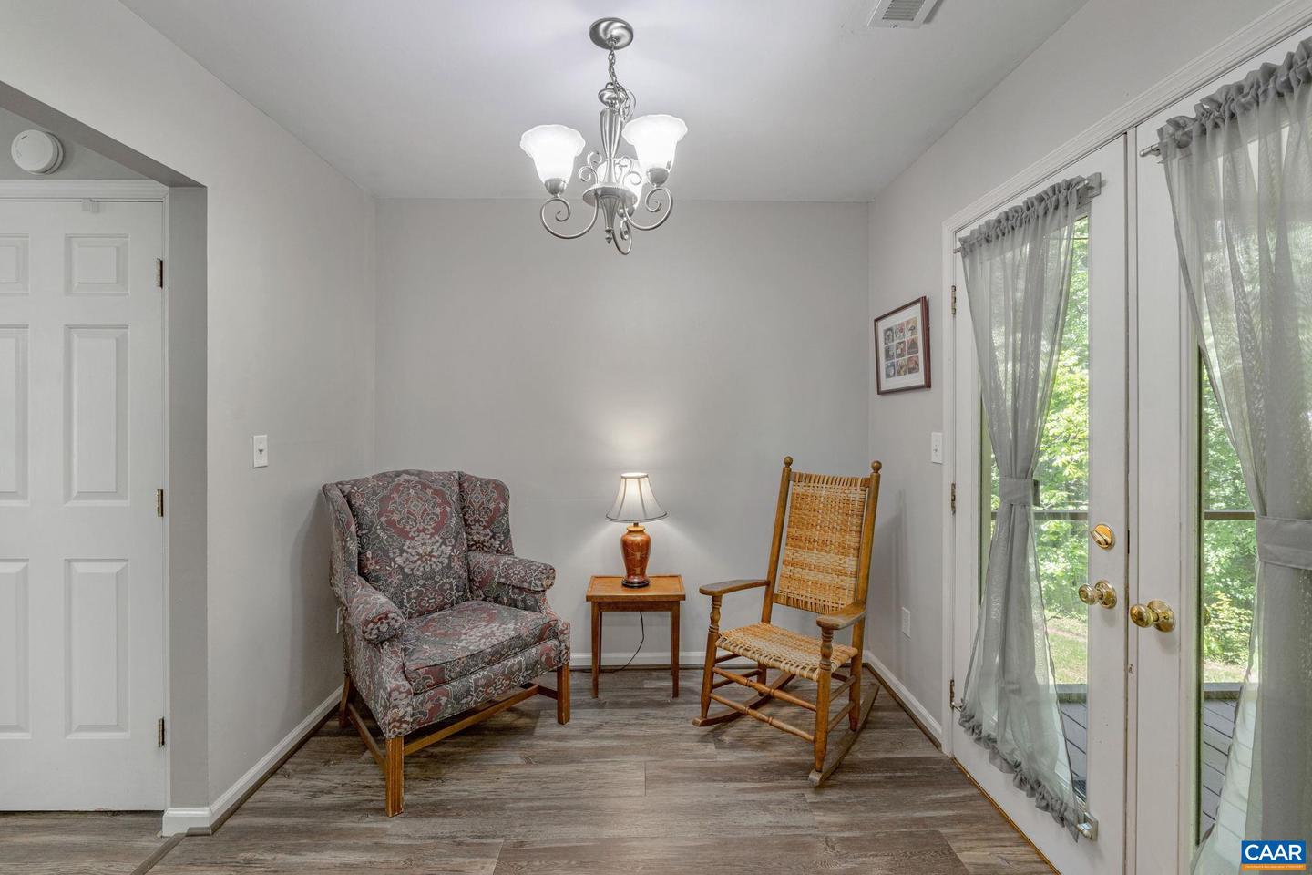440 WYNRIDGE DR, CHARLOTTESVILLE, Virginia 22901, 3 Bedrooms Bedrooms, ,2 BathroomsBathrooms,Residential,For sale,440 WYNRIDGE DR,664842 MLS # 664842