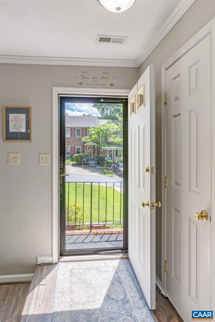 440 WYNRIDGE DR, CHARLOTTESVILLE, Virginia 22901, 3 Bedrooms Bedrooms, ,2 BathroomsBathrooms,Residential,For sale,440 WYNRIDGE DR,664842 MLS # 664842