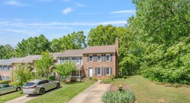 440 WYNRIDGE DR, CHARLOTTESVILLE, Virginia 22901, 3 Bedrooms Bedrooms, ,2 BathroomsBathrooms,Residential,For sale,440 WYNRIDGE DR,664842 MLS # 664842