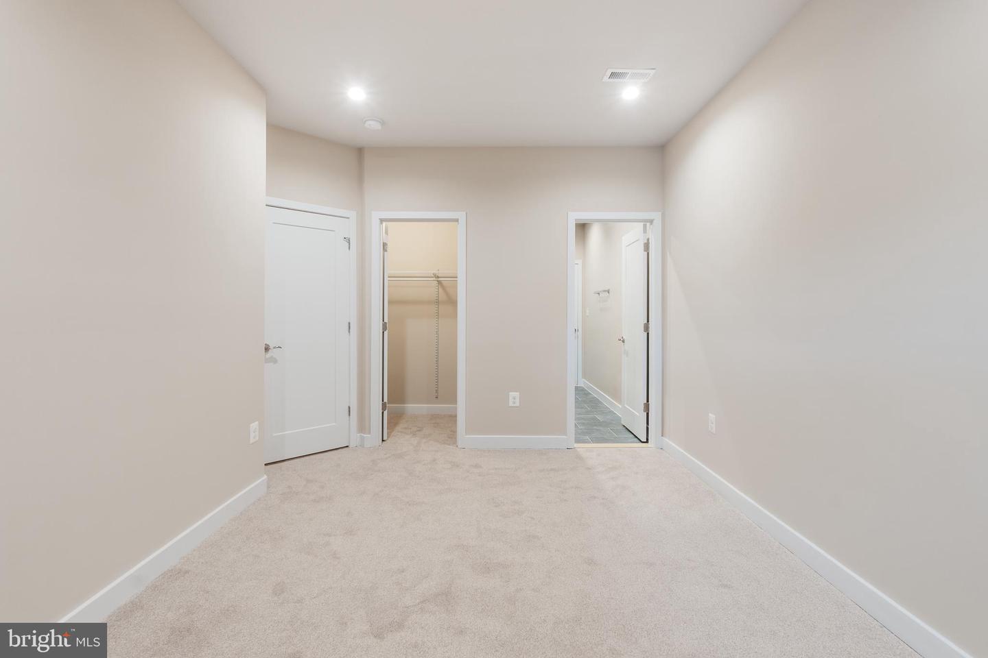852 XENIA SE #1, WASHINGTON, District Of Columbia 20032, 4 Bedrooms Bedrooms, ,3 BathroomsBathrooms,Residential,For sale,852 XENIA SE #1,DCDC2175850 MLS # DCDC2175850