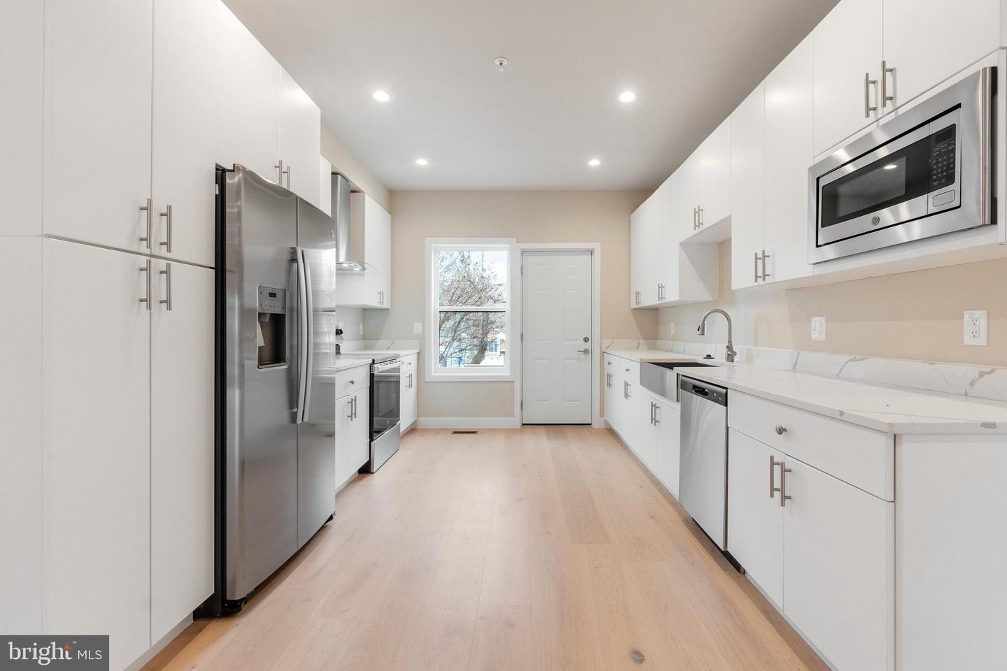 852 XENIA SE #1, WASHINGTON, District Of Columbia 20032, 4 Bedrooms Bedrooms, ,3 BathroomsBathrooms,Residential,For sale,852 XENIA SE #1,DCDC2175850 MLS # DCDC2175850