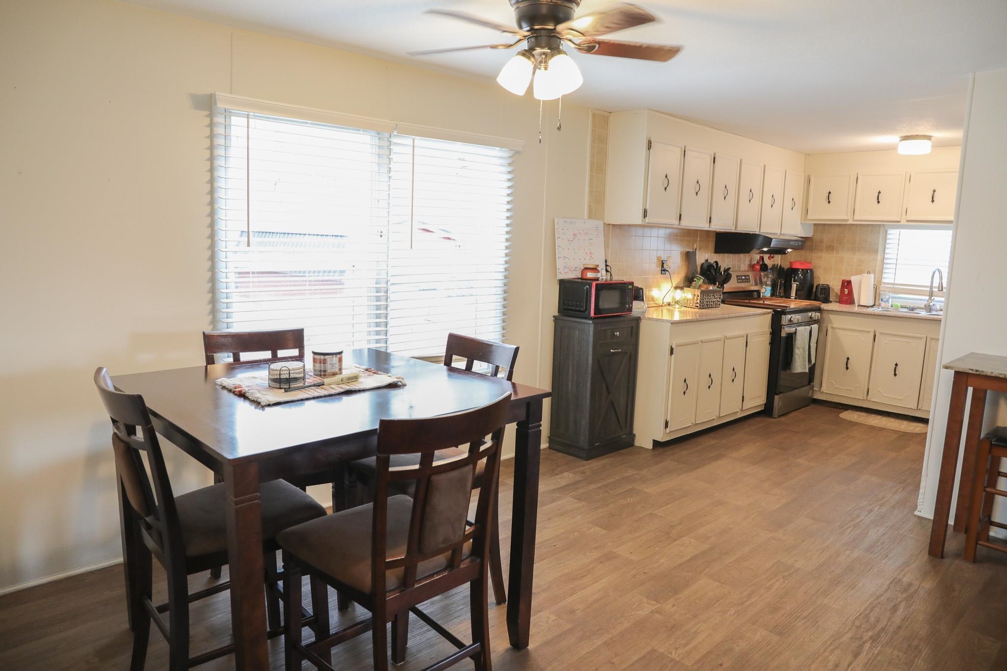 13240 PORT REPUBLIC RD, GROTTOES, Virginia 24401, 3 Bedrooms Bedrooms, ,2 BathroomsBathrooms,Residential,13240 PORT REPUBLIC RD,659819 MLS # 659819