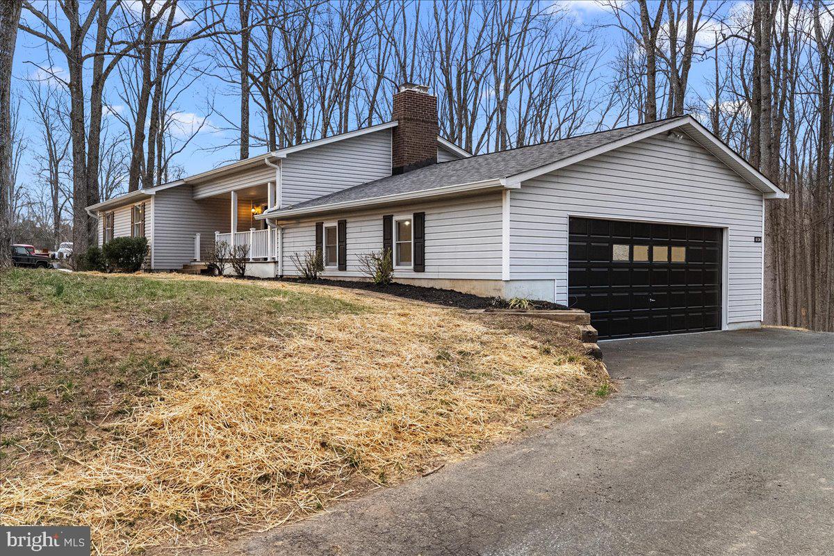 6134 LEE HWY, WARRENTON, Virginia 20187, 4 Bedrooms Bedrooms, ,2 BathroomsBathrooms,Residential,For sale,6134 LEE HWY,VAFQ2015850 MLS # VAFQ2015850