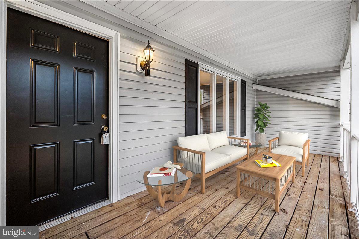 6134 LEE HWY, WARRENTON, Virginia 20187, 4 Bedrooms Bedrooms, ,2 BathroomsBathrooms,Residential,For sale,6134 LEE HWY,VAFQ2015850 MLS # VAFQ2015850