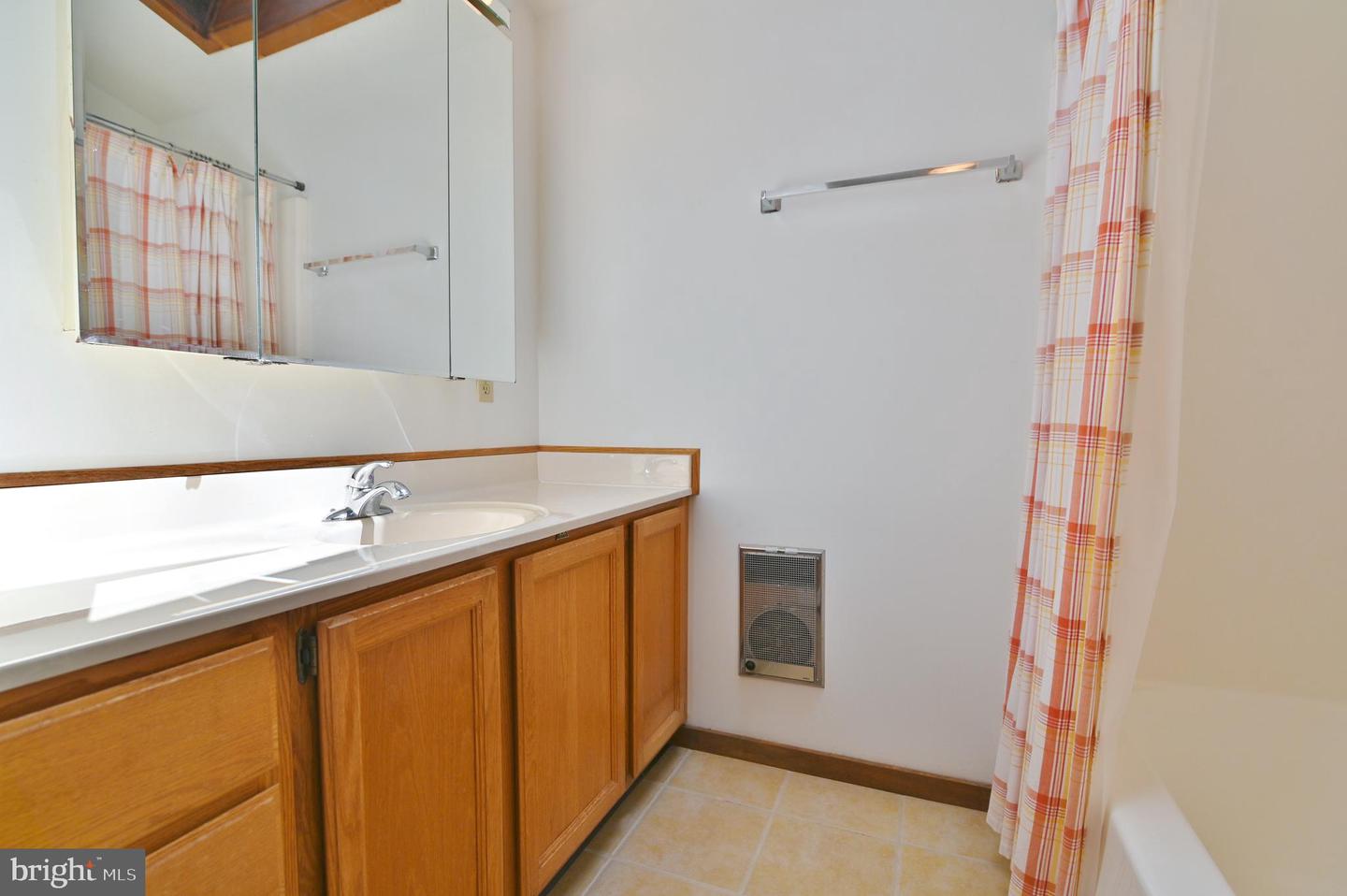 277 ANDERSON RD, BASYE, Virginia 22810, 3 Bedrooms Bedrooms, ,2 BathroomsBathrooms,Residential,For sale,277 ANDERSON RD,VASH2010952 MLS # VASH2010952