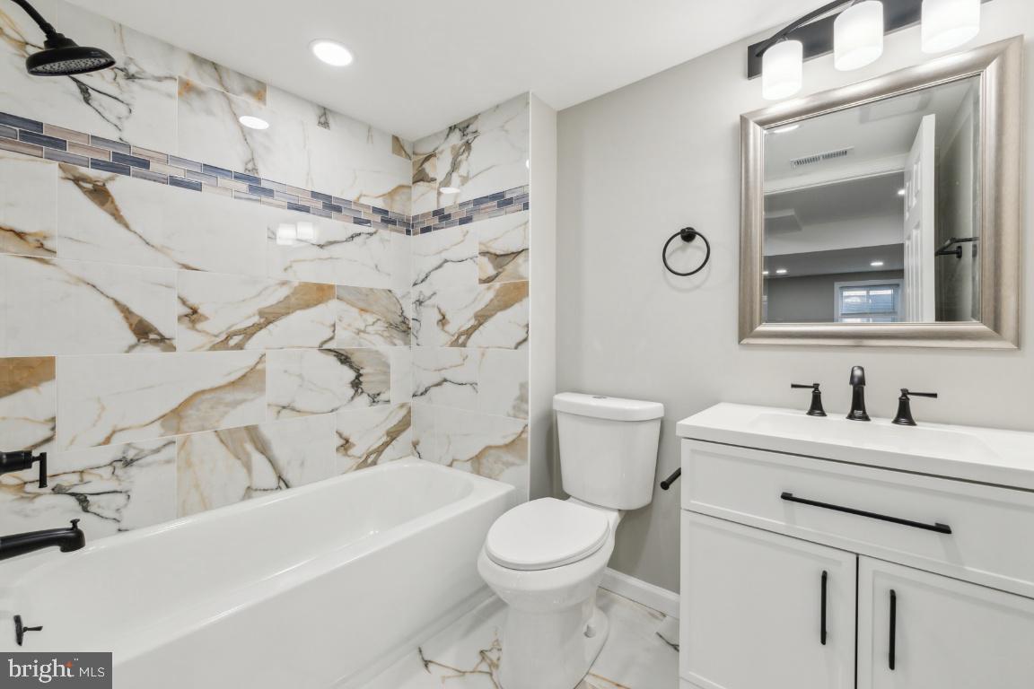 2918 LANDOVER ST, ALEXANDRIA, Virginia 22305, 3 Bedrooms Bedrooms, ,2 BathroomsBathrooms,Residential,For sale,2918 LANDOVER ST,VAAX2043776 MLS # VAAX2043776