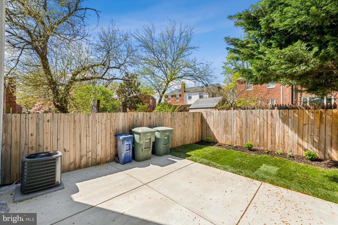 2918 LANDOVER ST, ALEXANDRIA, Virginia 22305, 3 Bedrooms Bedrooms, ,2 BathroomsBathrooms,Residential,For sale,2918 LANDOVER ST,VAAX2043776 MLS # VAAX2043776