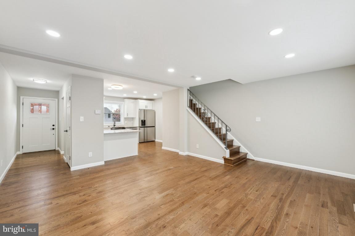 2918 LANDOVER ST, ALEXANDRIA, Virginia 22305, 3 Bedrooms Bedrooms, ,2 BathroomsBathrooms,Residential,For sale,2918 LANDOVER ST,VAAX2043776 MLS # VAAX2043776