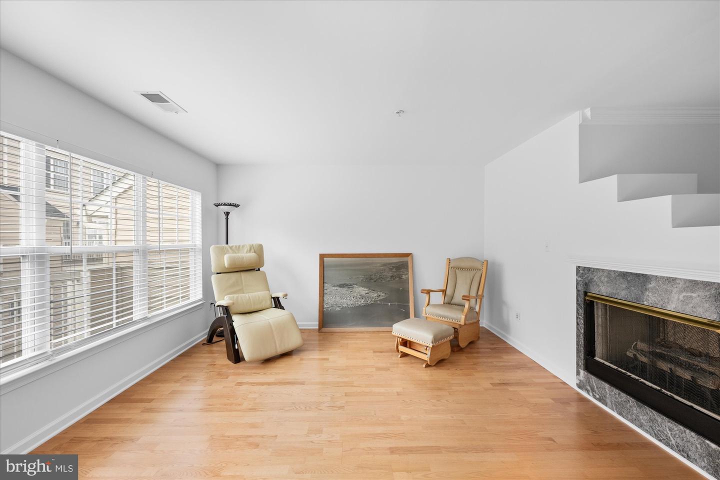 183 MARTIN LN, ALEXANDRIA, Virginia 22304, 3 Bedrooms Bedrooms, ,2 BathroomsBathrooms,Residential,For sale,183 MARTIN LN,VAAX2044686 MLS # VAAX2044686