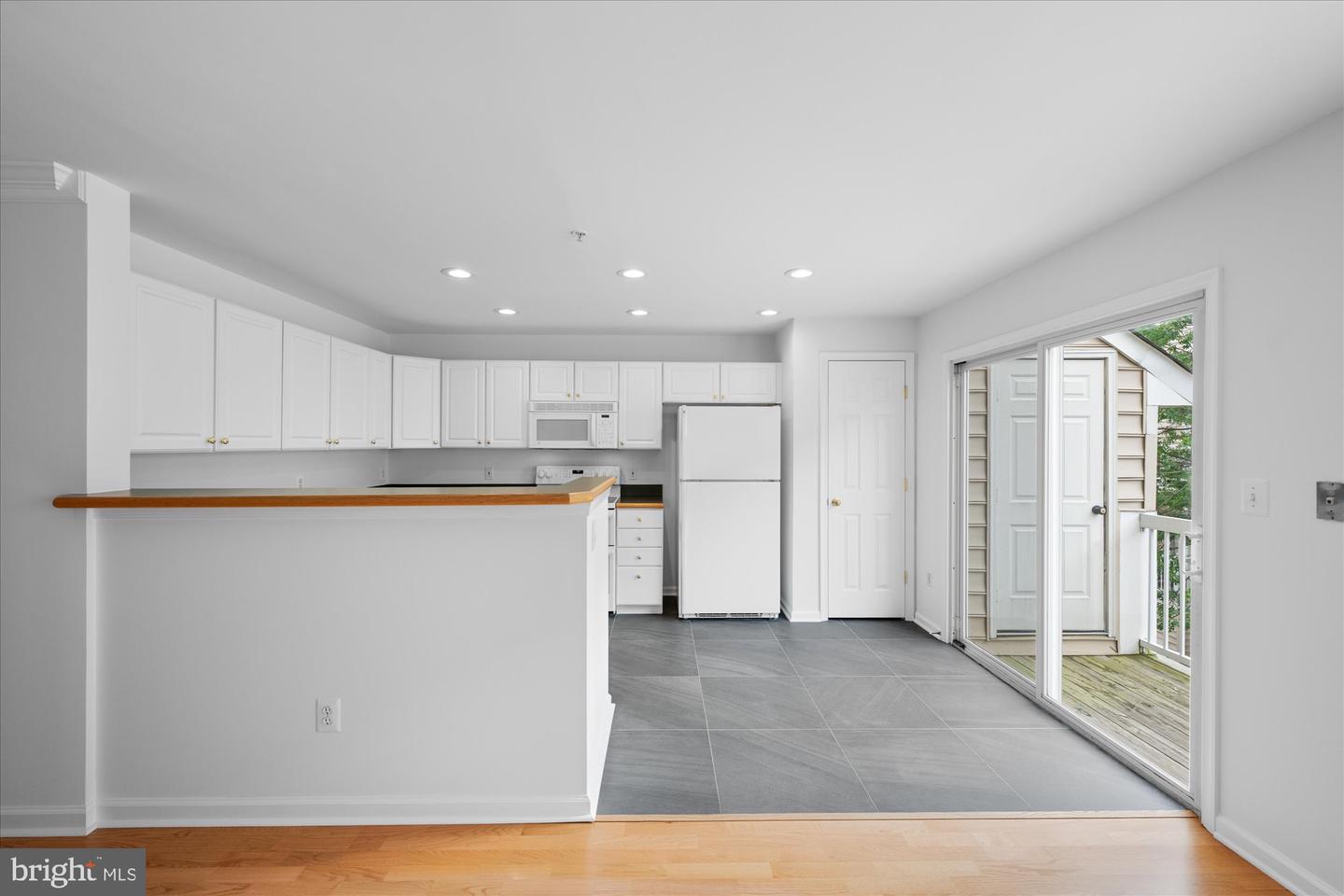 183 MARTIN LN, ALEXANDRIA, Virginia 22304, 3 Bedrooms Bedrooms, ,2 BathroomsBathrooms,Residential,For sale,183 MARTIN LN,VAAX2044686 MLS # VAAX2044686