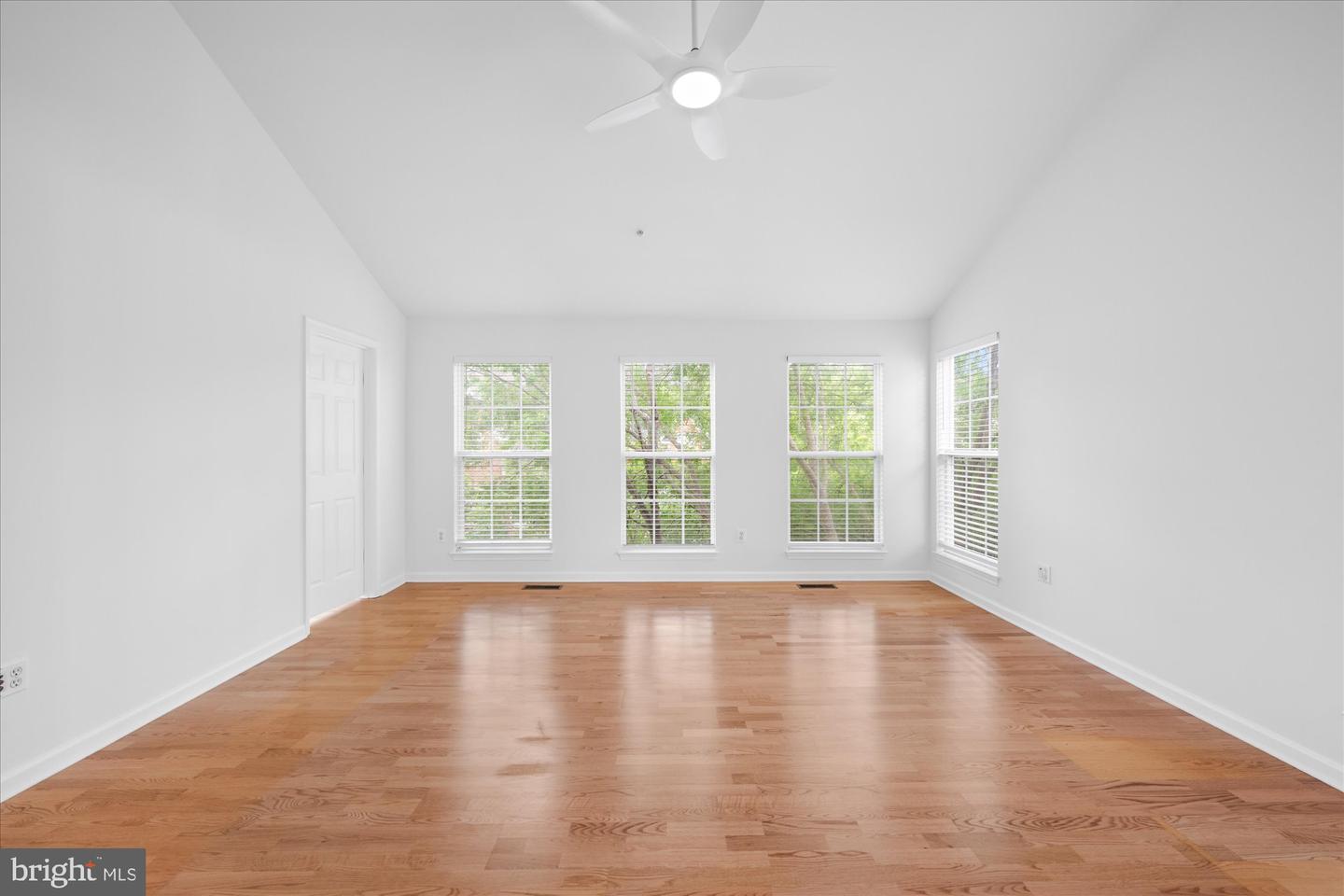 183 MARTIN LN, ALEXANDRIA, Virginia 22304, 3 Bedrooms Bedrooms, ,2 BathroomsBathrooms,Residential,For sale,183 MARTIN LN,VAAX2044686 MLS # VAAX2044686
