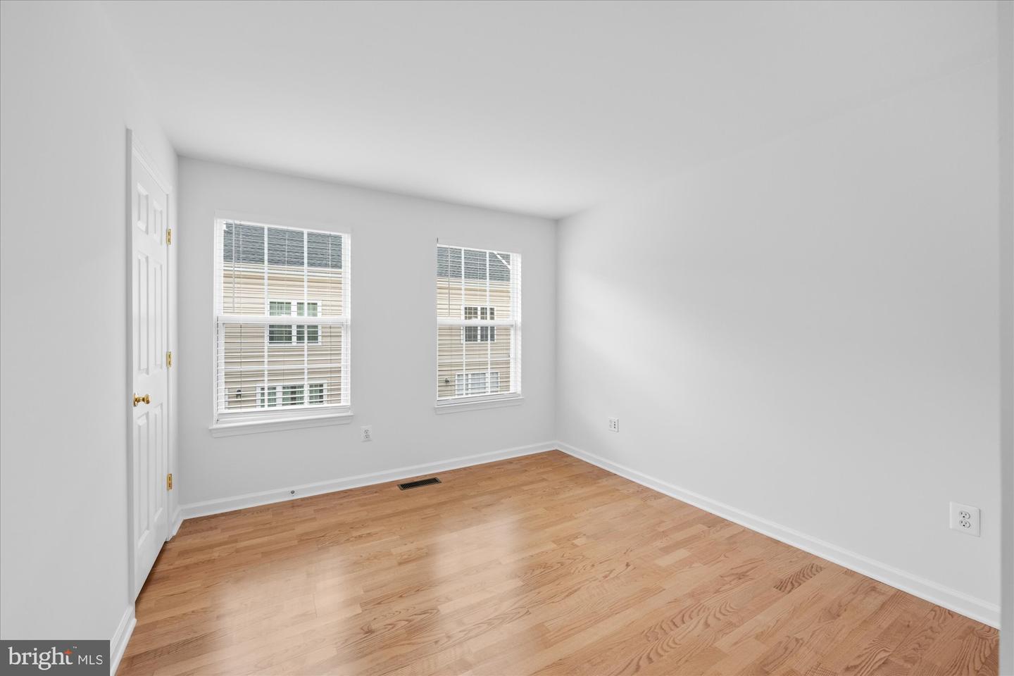 183 MARTIN LN, ALEXANDRIA, Virginia 22304, 3 Bedrooms Bedrooms, ,2 BathroomsBathrooms,Residential,For sale,183 MARTIN LN,VAAX2044686 MLS # VAAX2044686
