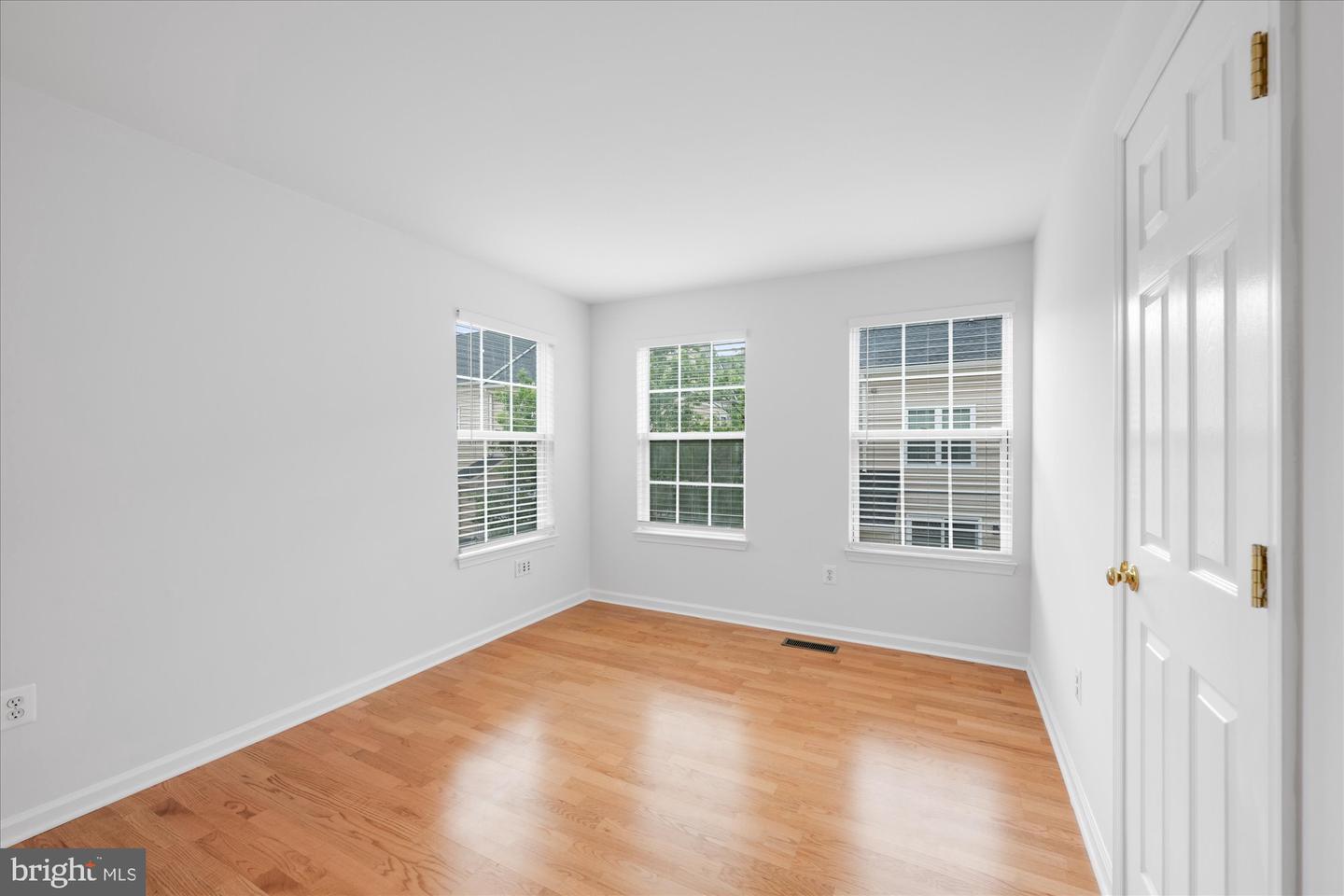 183 MARTIN LN, ALEXANDRIA, Virginia 22304, 3 Bedrooms Bedrooms, ,2 BathroomsBathrooms,Residential,For sale,183 MARTIN LN,VAAX2044686 MLS # VAAX2044686