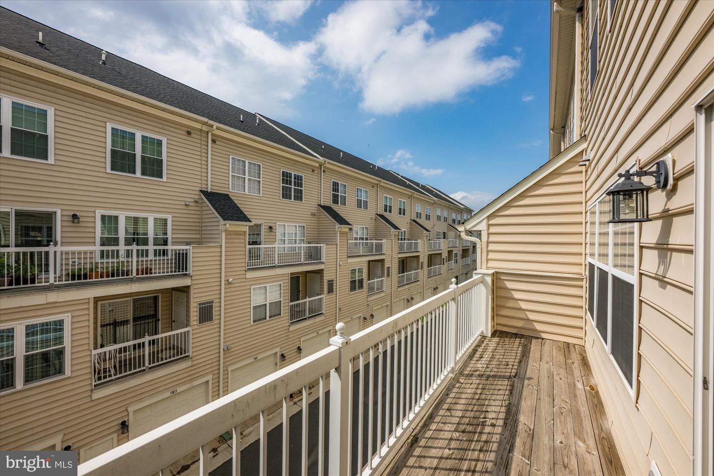 183 MARTIN LN, ALEXANDRIA, Virginia 22304, 3 Bedrooms Bedrooms, ,2 BathroomsBathrooms,Residential,For sale,183 MARTIN LN,VAAX2044686 MLS # VAAX2044686
