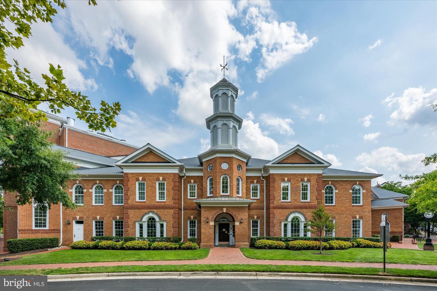 183 MARTIN LN, ALEXANDRIA, Virginia 22304, 3 Bedrooms Bedrooms, ,2 BathroomsBathrooms,Residential,For sale,183 MARTIN LN,VAAX2044686 MLS # VAAX2044686