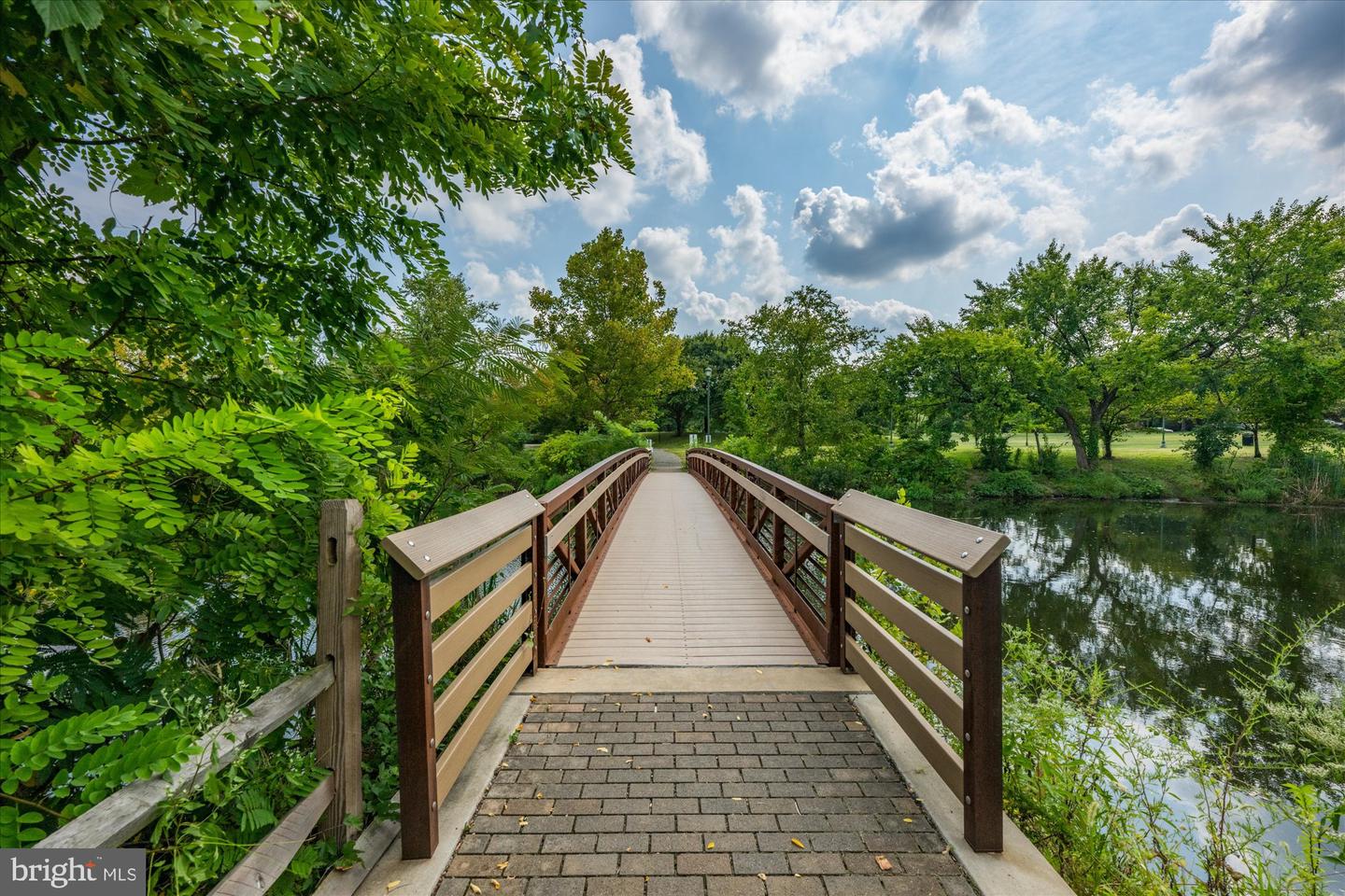 183 MARTIN LN, ALEXANDRIA, Virginia 22304, 3 Bedrooms Bedrooms, ,2 BathroomsBathrooms,Residential,For sale,183 MARTIN LN,VAAX2044686 MLS # VAAX2044686