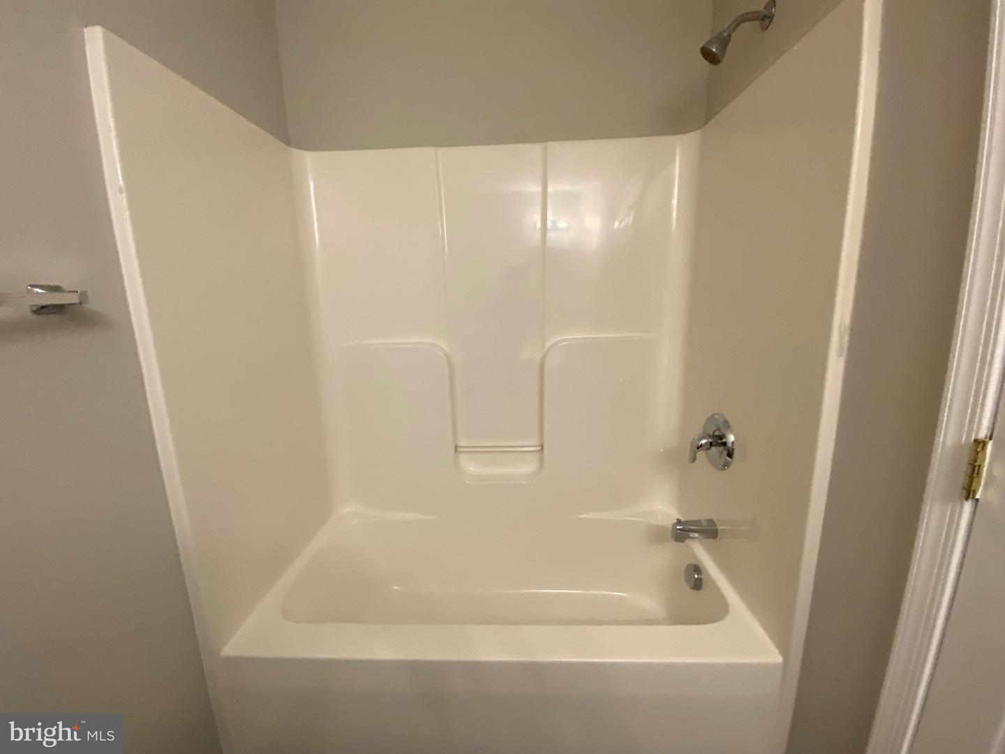 1006 WHITE OAK RD, FREDERICKSBURG, Virginia 22405, 3 Bedrooms Bedrooms, ,2 BathroomsBathrooms,Residential,For sale,1006 WHITE OAK RD,VAST2038490 MLS # VAST2038490