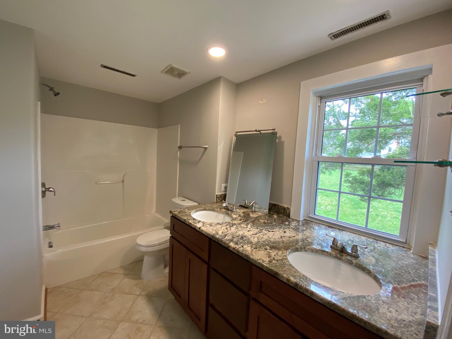1006 WHITE OAK RD, FREDERICKSBURG, Virginia 22405, 3 Bedrooms Bedrooms, ,2 BathroomsBathrooms,Residential,For sale,1006 WHITE OAK RD,VAST2038490 MLS # VAST2038490