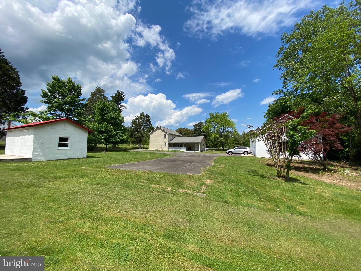 1006 WHITE OAK RD, FREDERICKSBURG, Virginia 22405, 3 Bedrooms Bedrooms, ,2 BathroomsBathrooms,Residential,For sale,1006 WHITE OAK RD,VAST2038490 MLS # VAST2038490
