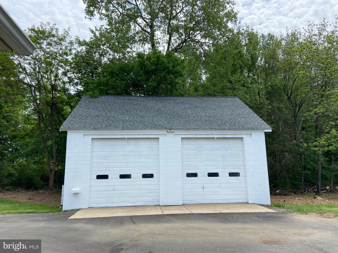 1006 WHITE OAK RD, FREDERICKSBURG, Virginia 22405, 3 Bedrooms Bedrooms, ,2 BathroomsBathrooms,Residential,For sale,1006 WHITE OAK RD,VAST2038490 MLS # VAST2038490