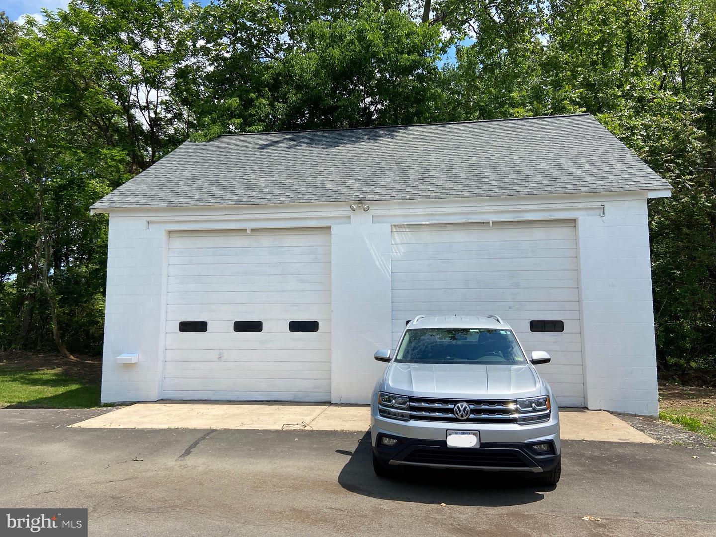 1006 WHITE OAK RD, FREDERICKSBURG, Virginia 22405, 3 Bedrooms Bedrooms, ,2 BathroomsBathrooms,Residential,For sale,1006 WHITE OAK RD,VAST2038490 MLS # VAST2038490