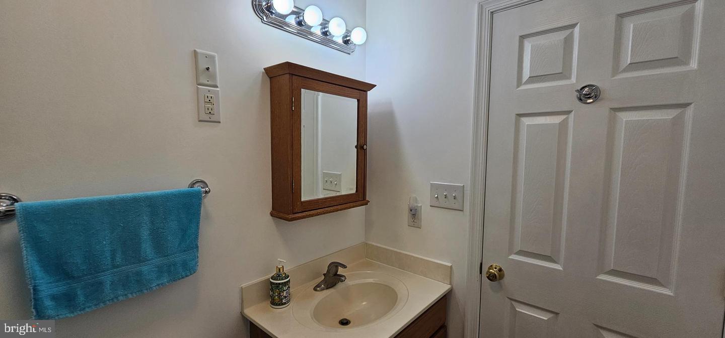 344 9TH ST, COLONIAL BEACH, Virginia 22443, 3 Bedrooms Bedrooms, ,2 BathroomsBathrooms,Residential,For sale,344 9TH ST,VAWE2008830 MLS # VAWE2008830