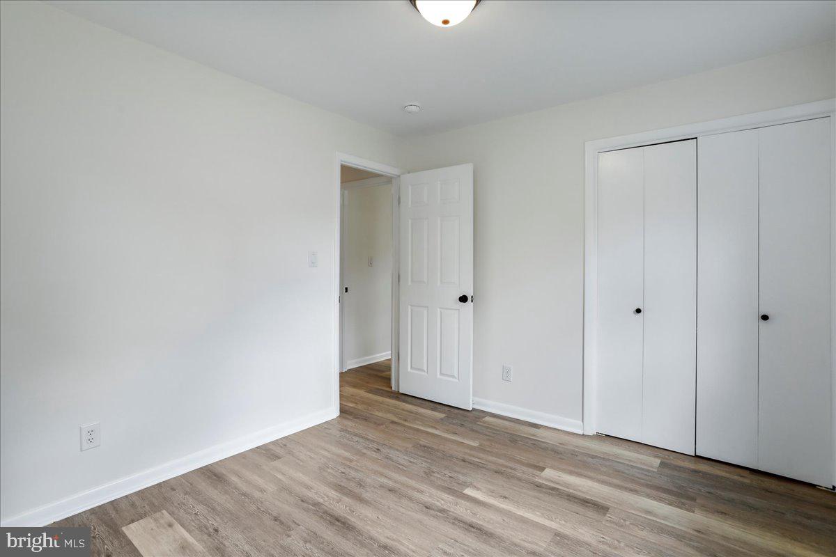 12 MONTAGUE CIR, WINCHESTER, Virginia 22601, 3 Bedrooms Bedrooms, 5 Rooms Rooms,1 BathroomBathrooms,Residential,For sale,12 MONTAGUE CIR,VAWI2007640 MLS # VAWI2007640