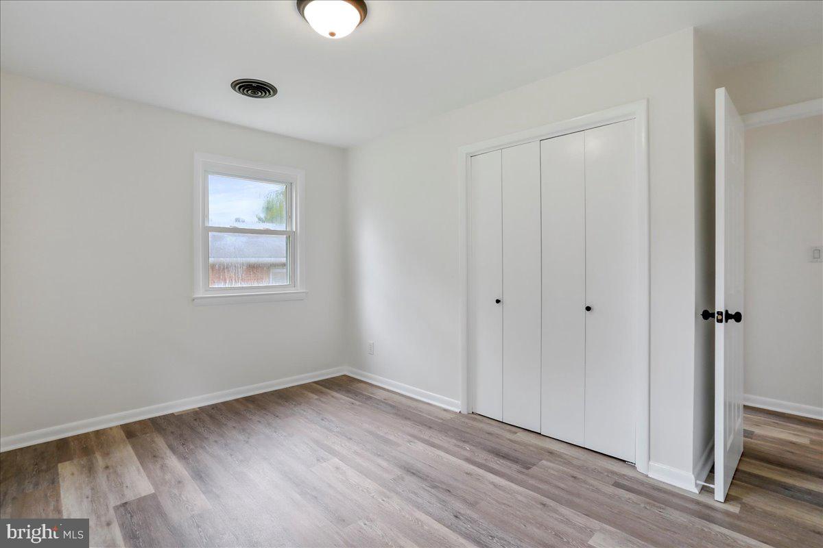 12 MONTAGUE CIR, WINCHESTER, Virginia 22601, 3 Bedrooms Bedrooms, 5 Rooms Rooms,1 BathroomBathrooms,Residential,For sale,12 MONTAGUE CIR,VAWI2007640 MLS # VAWI2007640