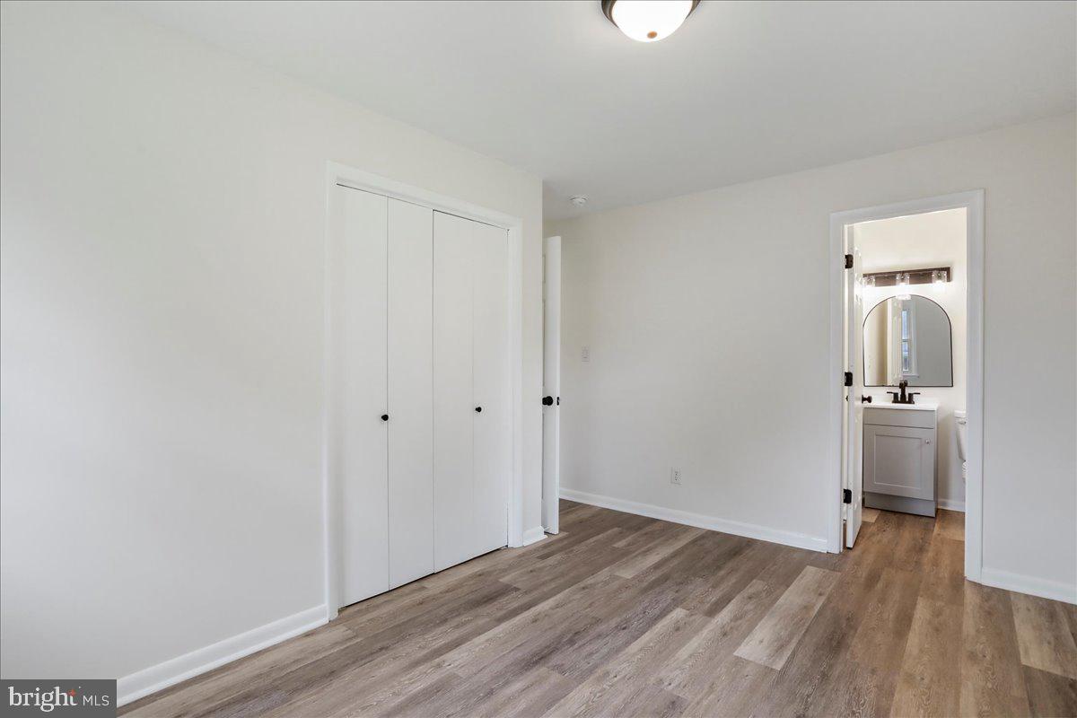 12 MONTAGUE CIR, WINCHESTER, Virginia 22601, 3 Bedrooms Bedrooms, 5 Rooms Rooms,1 BathroomBathrooms,Residential,For sale,12 MONTAGUE CIR,VAWI2007640 MLS # VAWI2007640
