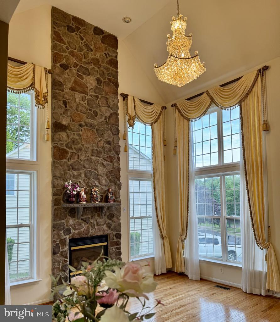 7615 MCWEADON LN, SPRINGFIELD, Virginia 22150, 6 Bedrooms Bedrooms, ,5 BathroomsBathrooms,Residential,For sale,7615 MCWEADON LN,VAFX2240948 MLS # VAFX2240948