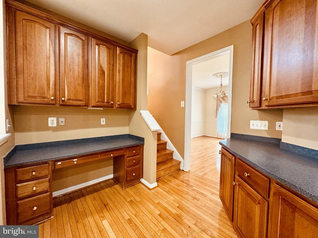 7615 MCWEADON LN, SPRINGFIELD, Virginia 22150, 6 Bedrooms Bedrooms, ,5 BathroomsBathrooms,Residential,For sale,7615 MCWEADON LN,VAFX2240948 MLS # VAFX2240948