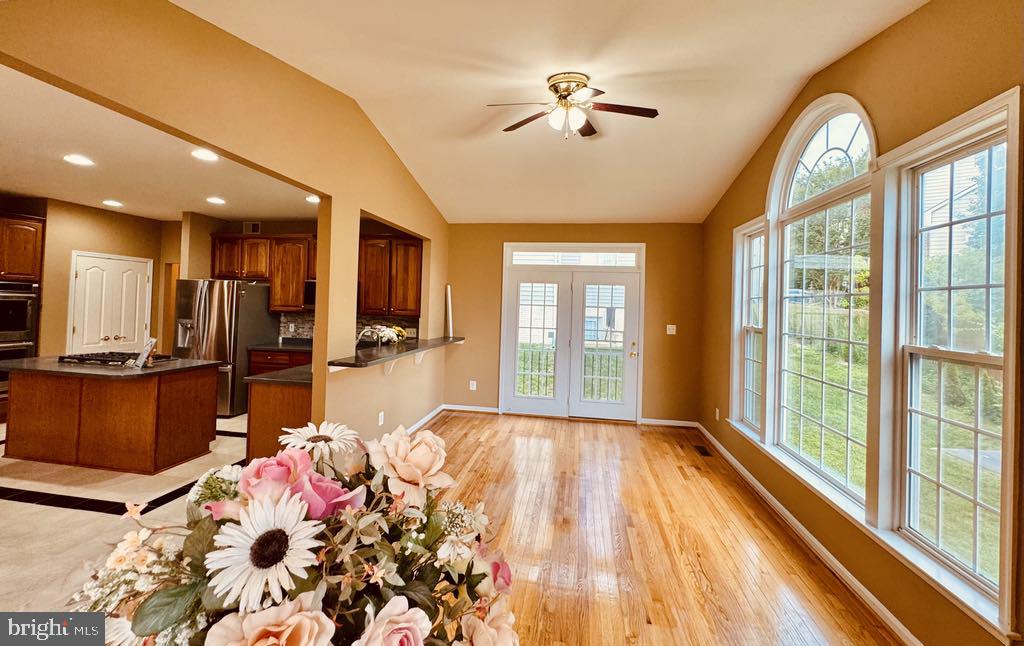 7615 MCWEADON LN, SPRINGFIELD, Virginia 22150, 6 Bedrooms Bedrooms, ,5 BathroomsBathrooms,Residential,For sale,7615 MCWEADON LN,VAFX2240948 MLS # VAFX2240948