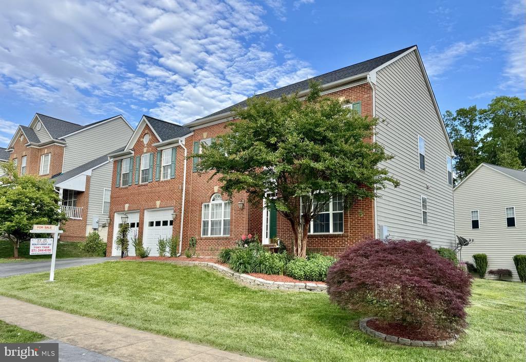 7615 MCWEADON LN, SPRINGFIELD, Virginia 22150, 6 Bedrooms Bedrooms, ,5 BathroomsBathrooms,Residential,For sale,7615 MCWEADON LN,VAFX2240948 MLS # VAFX2240948