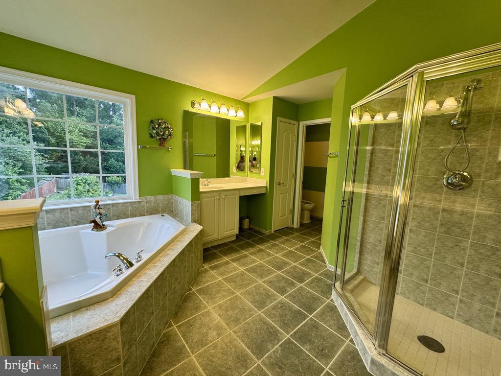 7615 MCWEADON LN, SPRINGFIELD, Virginia 22150, 6 Bedrooms Bedrooms, ,5 BathroomsBathrooms,Residential,For sale,7615 MCWEADON LN,VAFX2240948 MLS # VAFX2240948