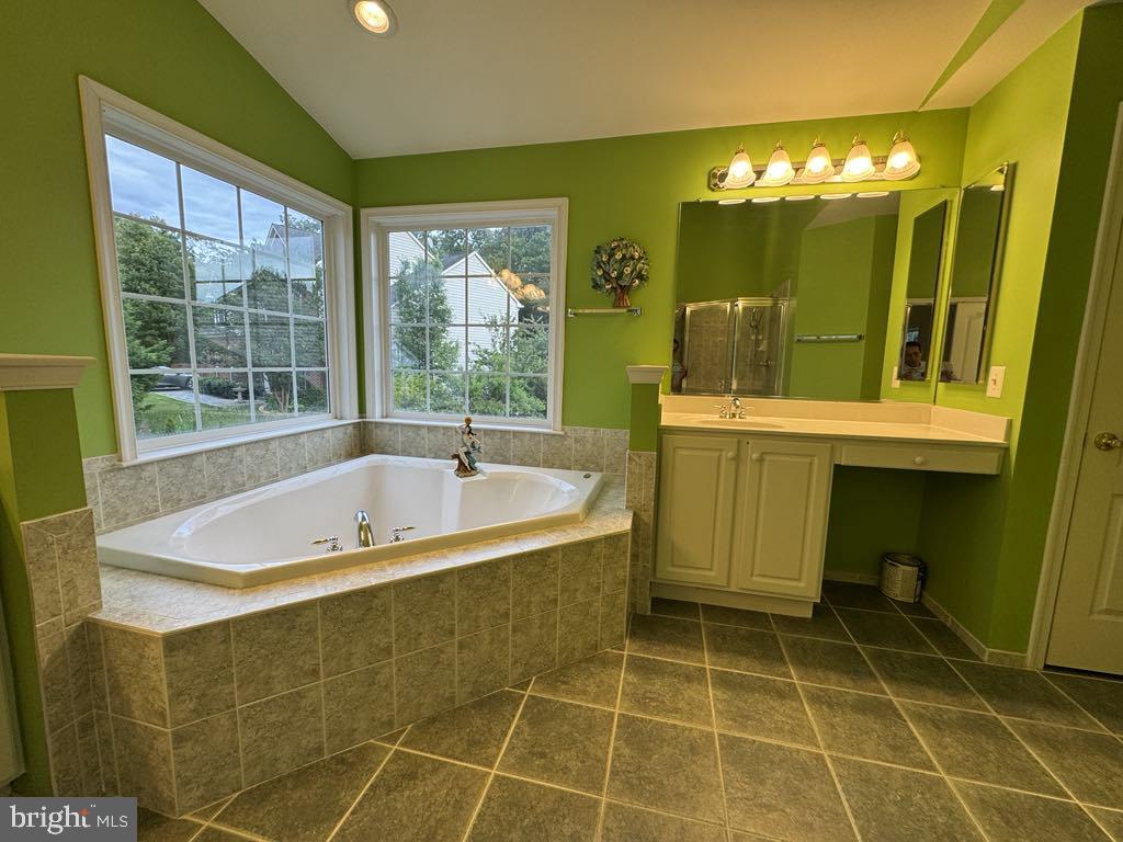 7615 MCWEADON LN, SPRINGFIELD, Virginia 22150, 6 Bedrooms Bedrooms, ,5 BathroomsBathrooms,Residential,For sale,7615 MCWEADON LN,VAFX2240948 MLS # VAFX2240948