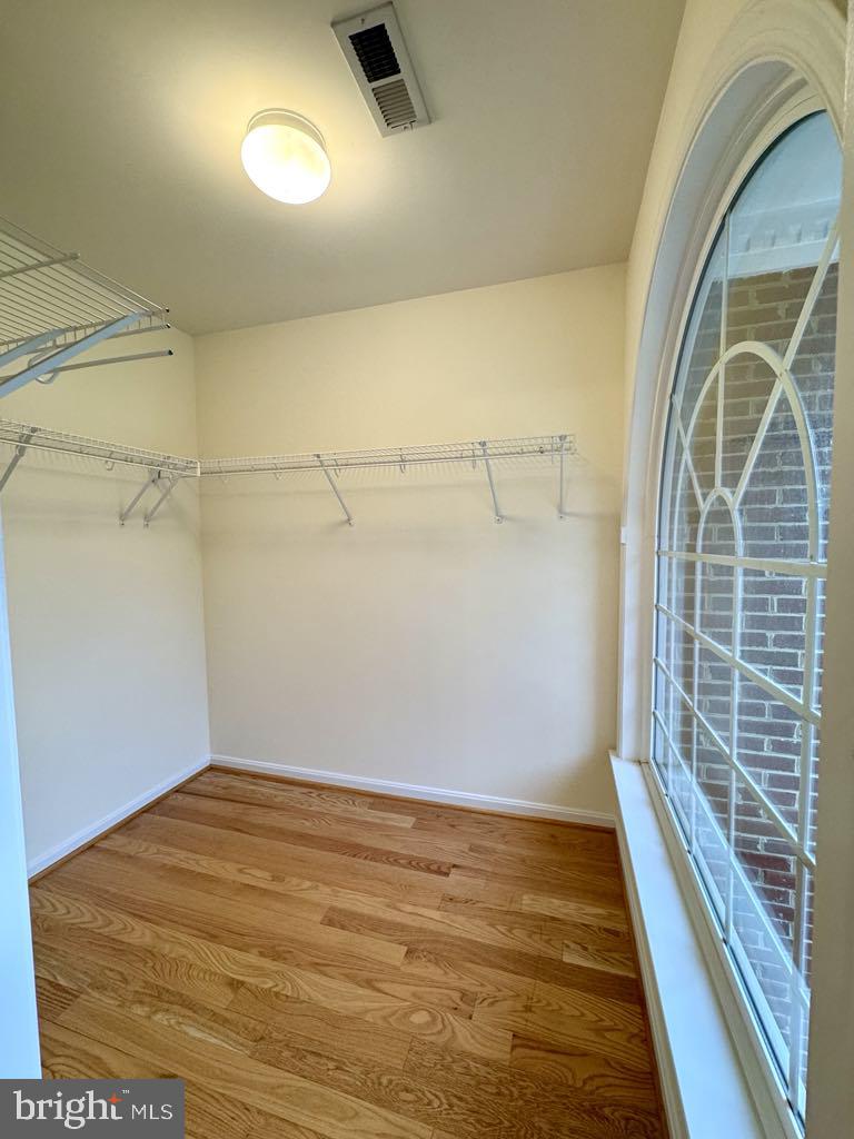 7615 MCWEADON LN, SPRINGFIELD, Virginia 22150, 6 Bedrooms Bedrooms, ,5 BathroomsBathrooms,Residential,For sale,7615 MCWEADON LN,VAFX2240948 MLS # VAFX2240948