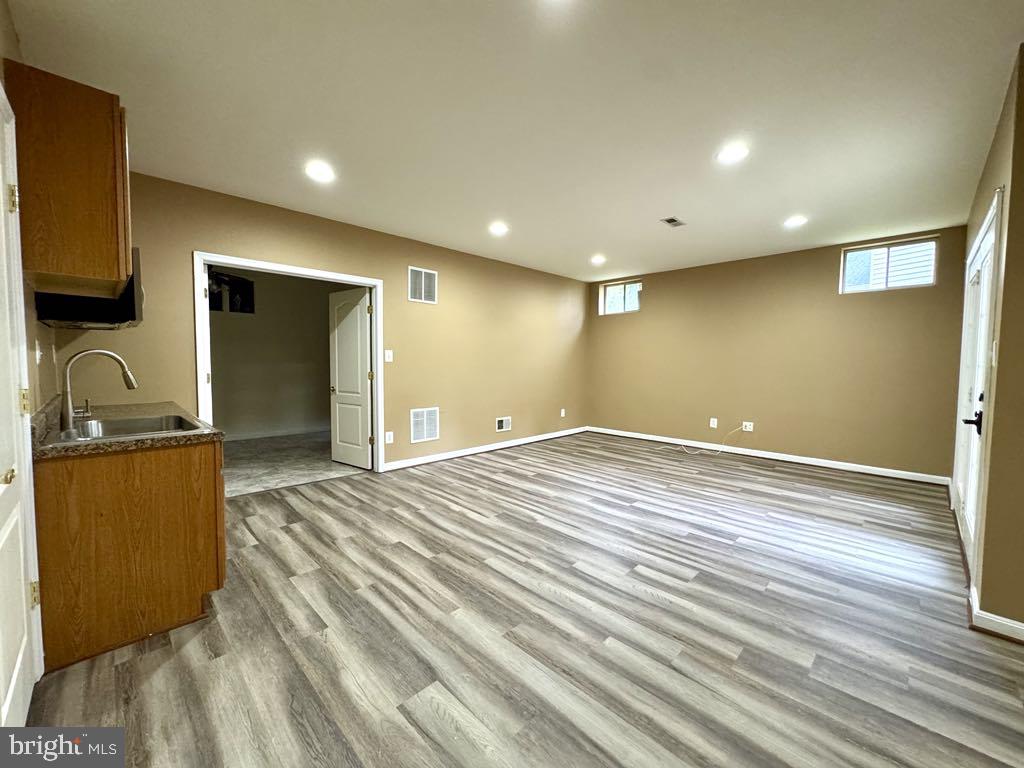7615 MCWEADON LN, SPRINGFIELD, Virginia 22150, 6 Bedrooms Bedrooms, ,5 BathroomsBathrooms,Residential,For sale,7615 MCWEADON LN,VAFX2240948 MLS # VAFX2240948