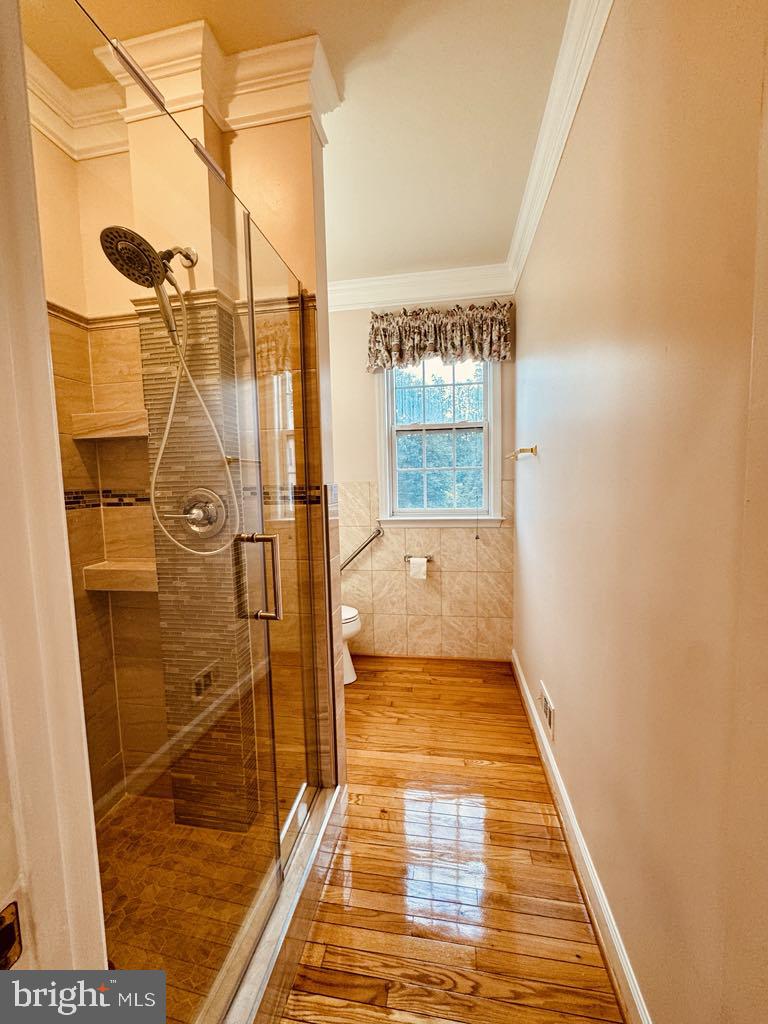 7615 MCWEADON LN, SPRINGFIELD, Virginia 22150, 6 Bedrooms Bedrooms, ,5 BathroomsBathrooms,Residential,For sale,7615 MCWEADON LN,VAFX2240948 MLS # VAFX2240948