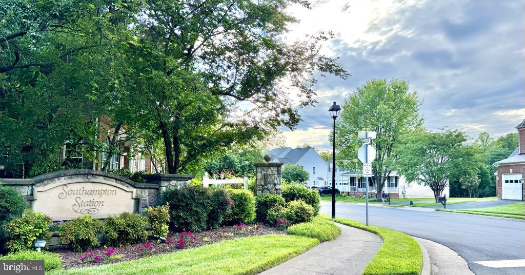 7615 MCWEADON LN, SPRINGFIELD, Virginia 22150, 6 Bedrooms Bedrooms, ,5 BathroomsBathrooms,Residential,For sale,7615 MCWEADON LN,VAFX2240948 MLS # VAFX2240948