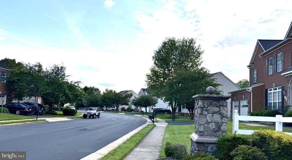7615 MCWEADON LN, SPRINGFIELD, Virginia 22150, 6 Bedrooms Bedrooms, ,5 BathroomsBathrooms,Residential,For sale,7615 MCWEADON LN,VAFX2240948 MLS # VAFX2240948