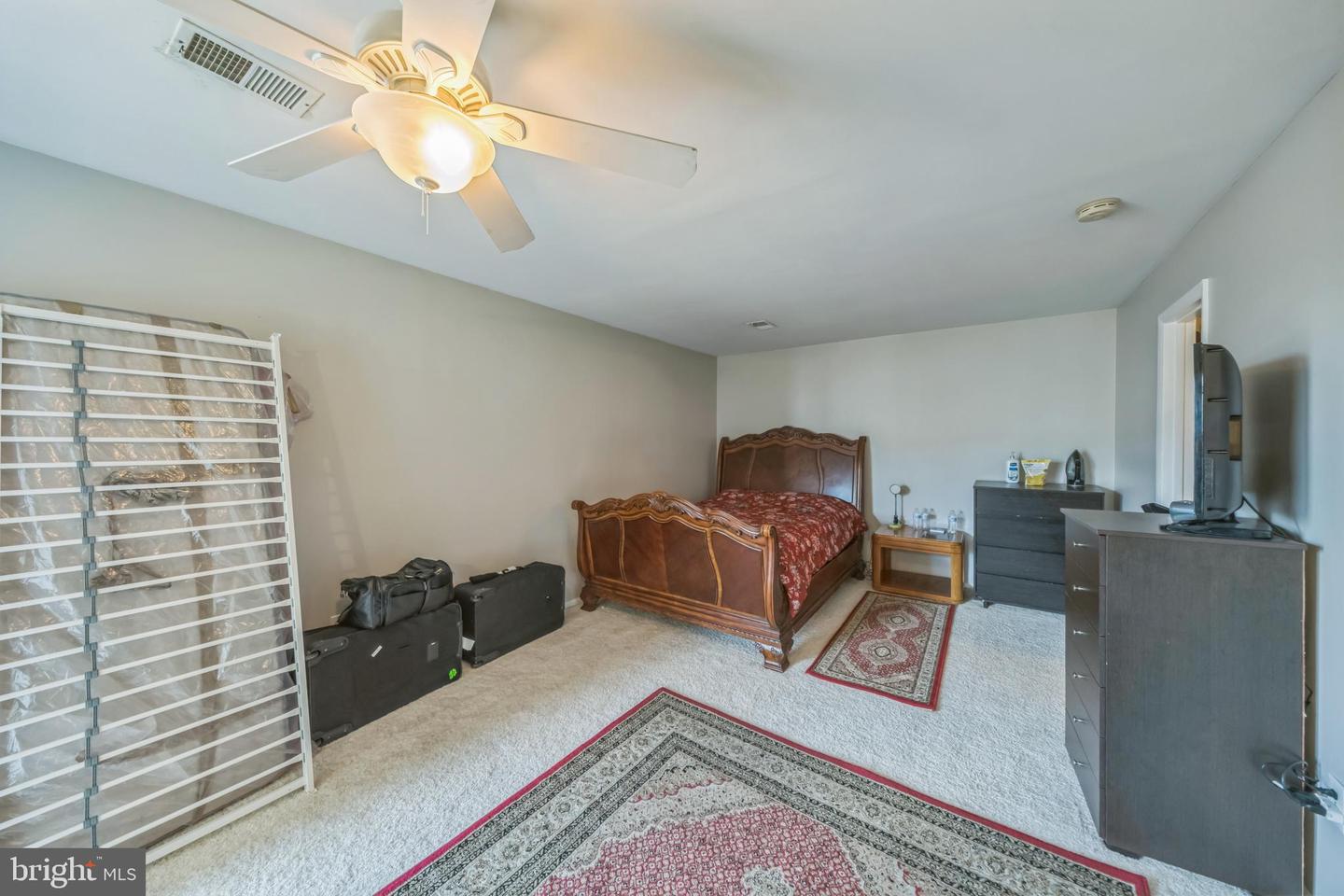 715 WASHINGTON AVE, COLONIAL BEACH, Virginia 22443, 2 Bedrooms Bedrooms, ,2 BathroomsBathrooms,Residential,For sale,715 WASHINGTON AVE,VAWE2008924 MLS # VAWE2008924
