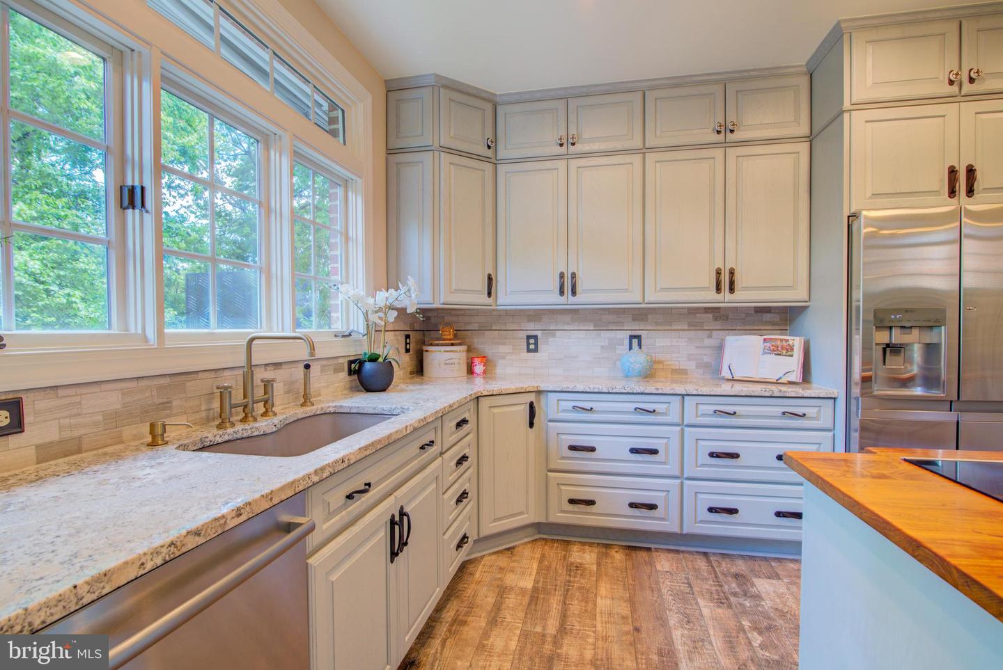 43781 BENT CREEK TER, LEESBURG, Virginia 20176, 4 Bedrooms Bedrooms, ,2 BathroomsBathrooms,Residential,For sale,43781 BENT CREEK TER,VALO2097306 MLS # VALO2097306