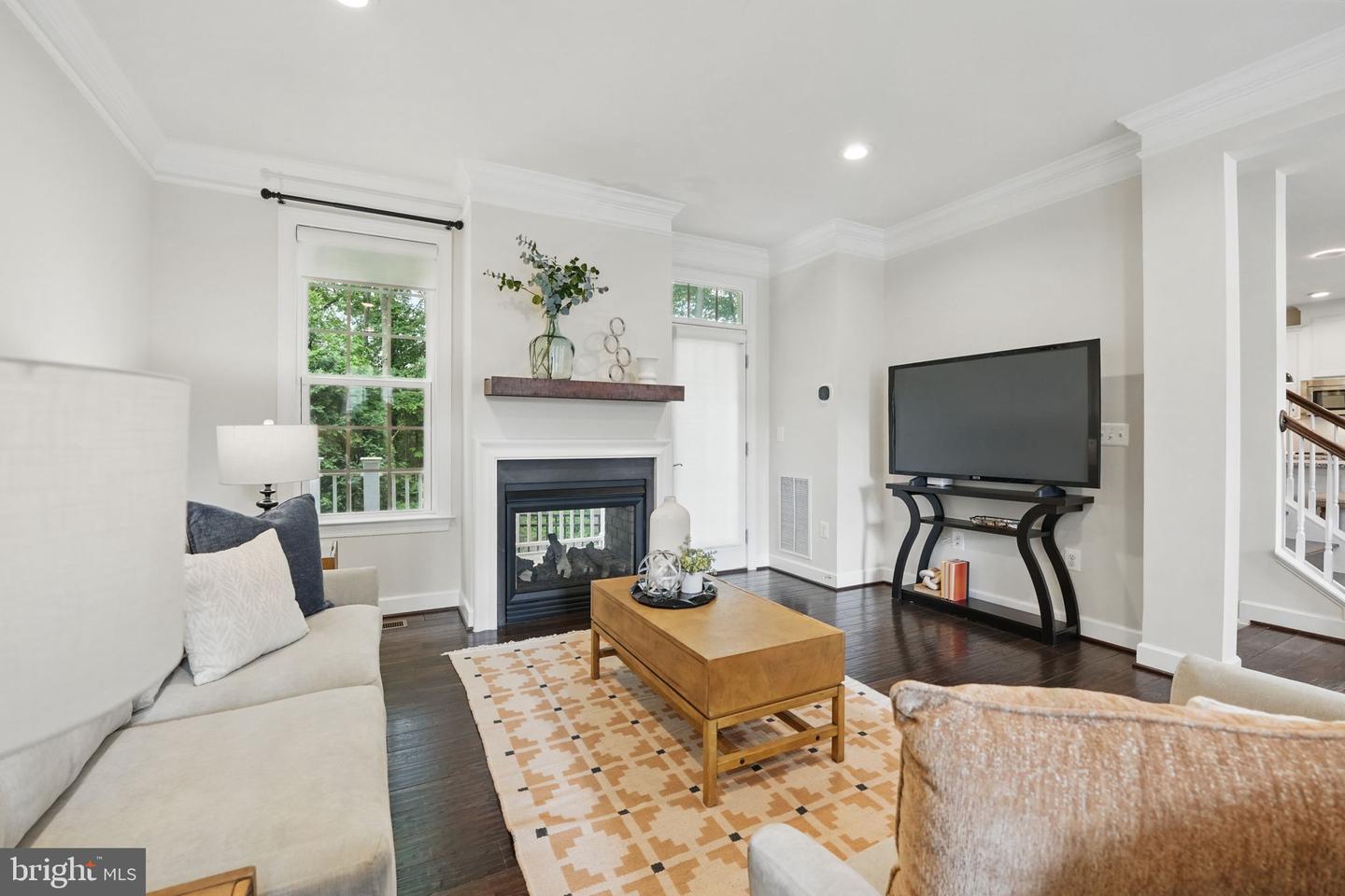 4094 GLENDALE WAY, FAIRFAX, Virginia 22030, 3 Bedrooms Bedrooms, ,2 BathroomsBathrooms,Residential,For sale,4094 GLENDALE WAY,VAFC2006362 MLS # VAFC2006362