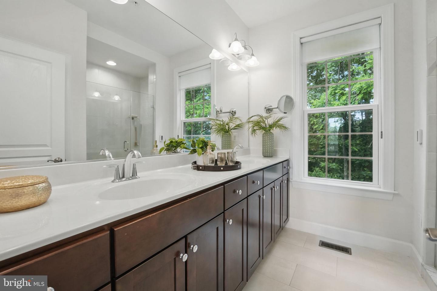 4094 GLENDALE WAY, FAIRFAX, Virginia 22030, 3 Bedrooms Bedrooms, ,2 BathroomsBathrooms,Residential,For sale,4094 GLENDALE WAY,VAFC2006362 MLS # VAFC2006362
