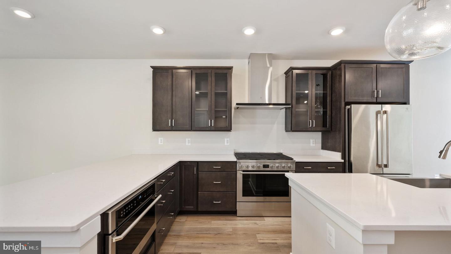 10584 NORTHFAX ST, FAIRFAX, Virginia 22030, 5 Bedrooms Bedrooms, ,4 BathroomsBathrooms,Residential,For sale,10584 NORTHFAX ST,VAFC2006372 MLS # VAFC2006372