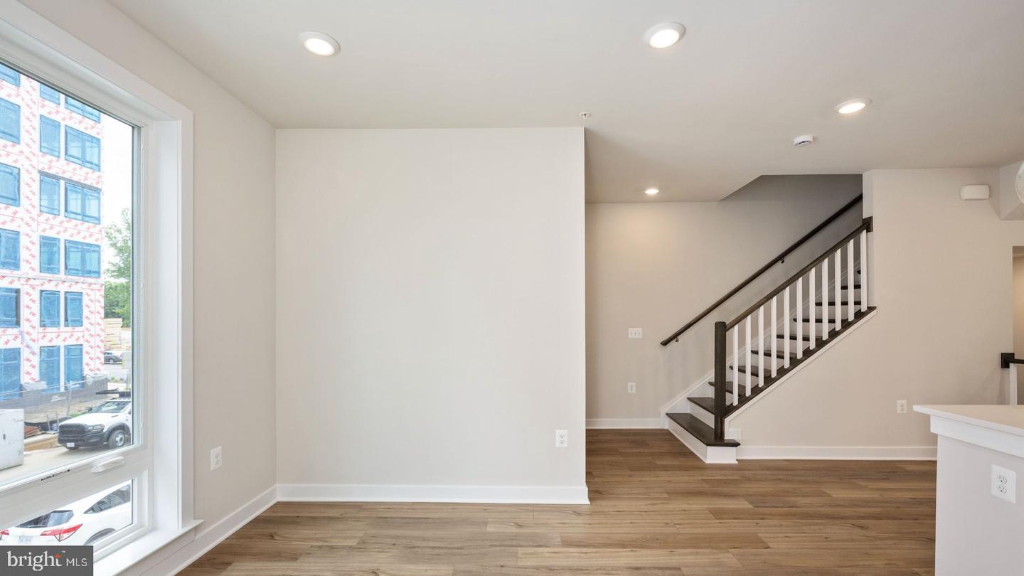 10584 NORTHFAX ST, FAIRFAX, Virginia 22030, 5 Bedrooms Bedrooms, ,4 BathroomsBathrooms,Residential,For sale,10584 NORTHFAX ST,VAFC2006372 MLS # VAFC2006372