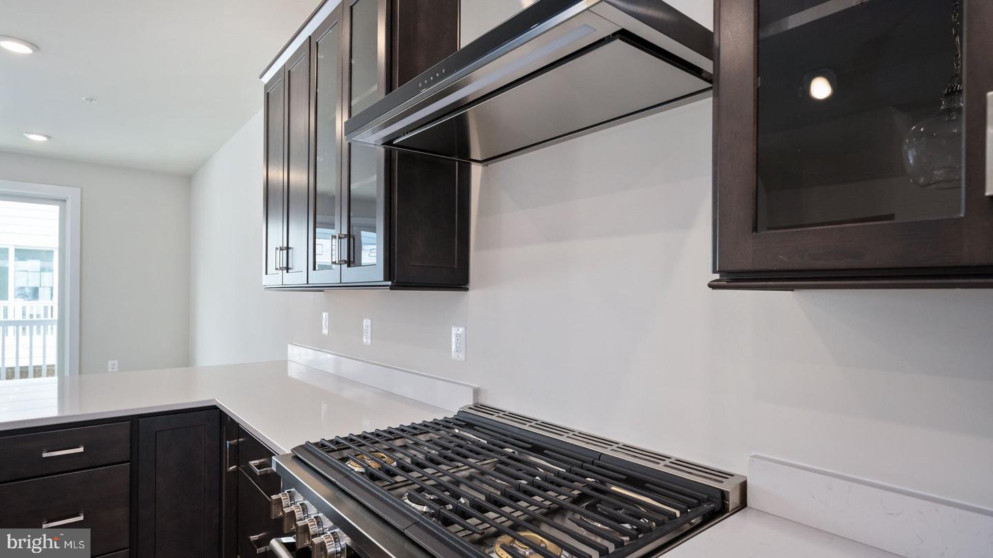 10584 NORTHFAX ST, FAIRFAX, Virginia 22030, 5 Bedrooms Bedrooms, ,4 BathroomsBathrooms,Residential,For sale,10584 NORTHFAX ST,VAFC2006372 MLS # VAFC2006372